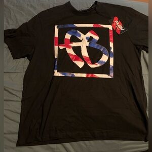 FUBU XL NWT VINTAGE Black and Red Short Sleeve Tee with Graphic Design